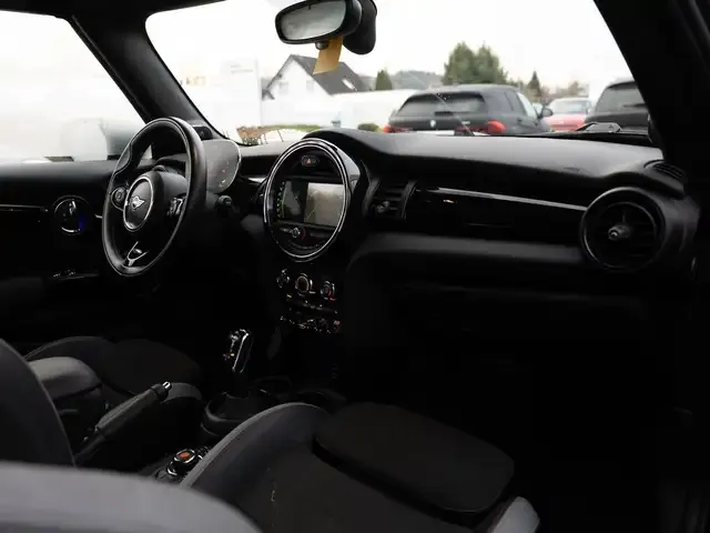 MINI John Cooper Works Cabrio