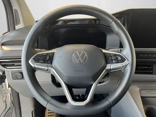 Volkswagen T7 Caravelle