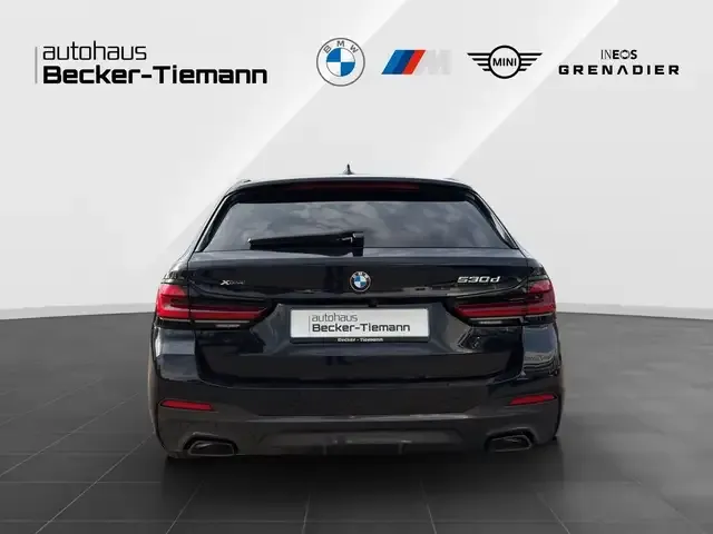 BMW 530
