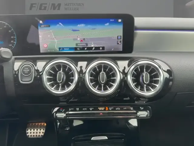 Mercedes-Benz A 250