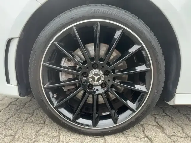 Mercedes-Benz A 250