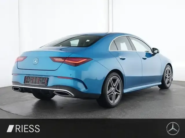 Mercedes-Benz CLA 200