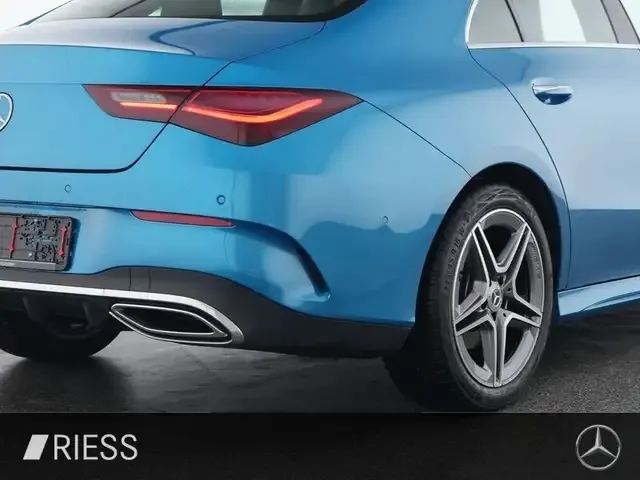 Mercedes-Benz CLA 200