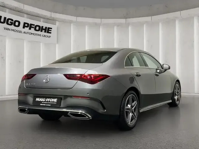 Mercedes-Benz CLA 200