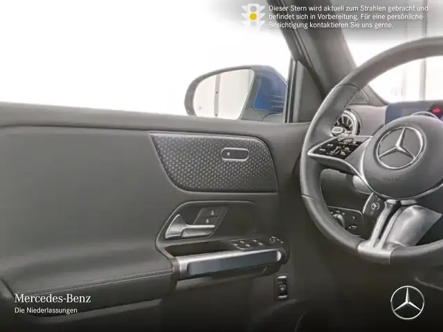 Mercedes-Benz EQB 300