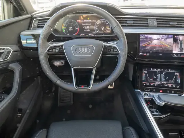 Audi Q8 e-tron