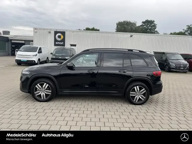Mercedes-Benz EQB 300