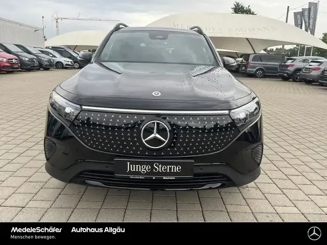 Mercedes-Benz EQB 300