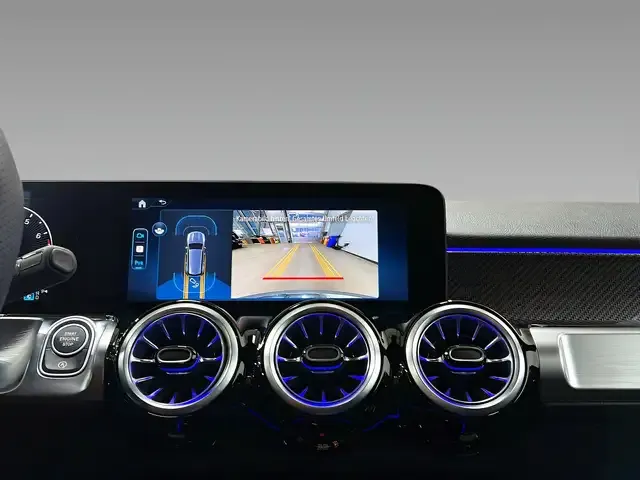 Mercedes-Benz GLB 200