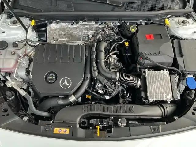 Mercedes-Benz CLA 180