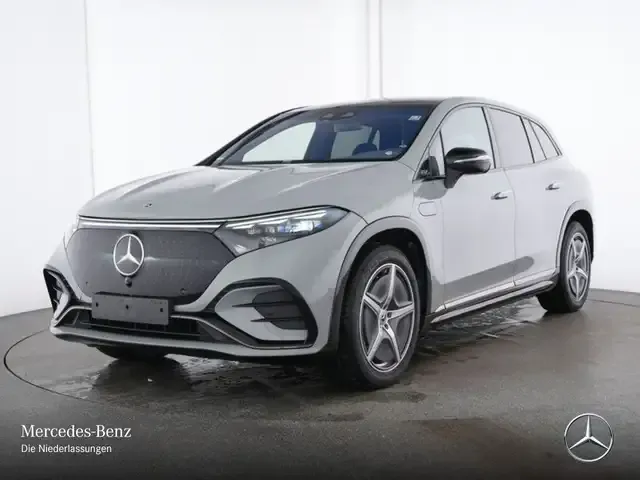 Mercedes-Benz EQS SUV