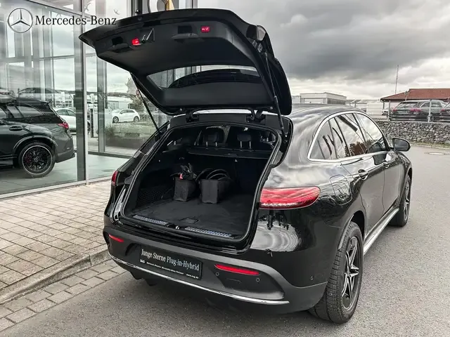 Mercedes-Benz EQC 400