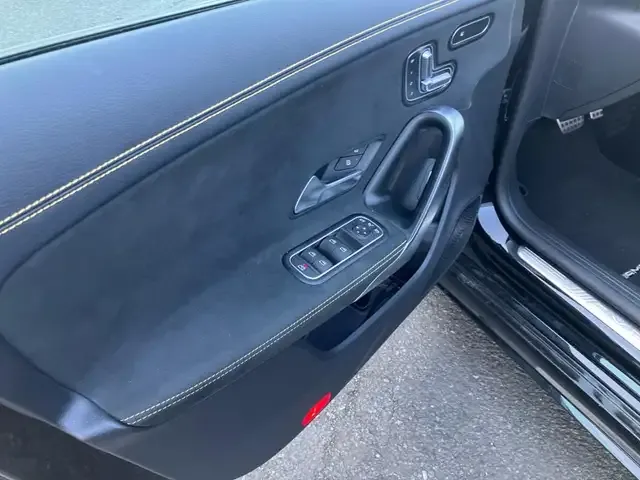 Mercedes-Benz CLA 45 AMG