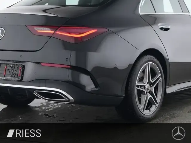 Mercedes-Benz CLA 200