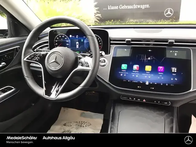 Mercedes-Benz E 300