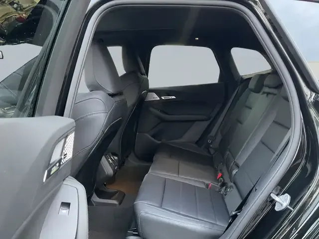BMW 223
