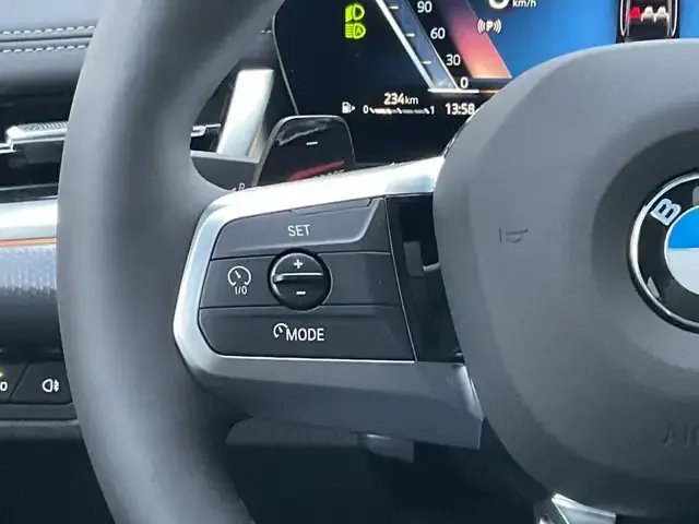 BMW 223