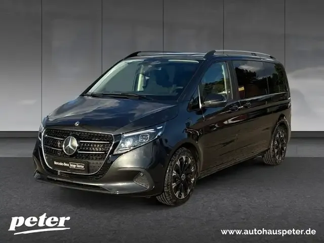 Mercedes-Benz V 220