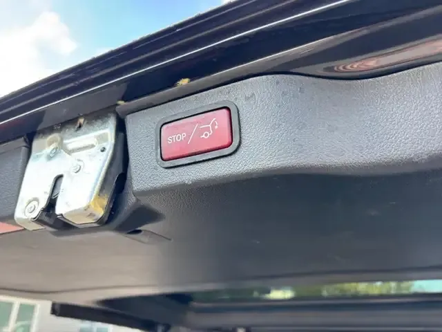 Mercedes-Benz V 220