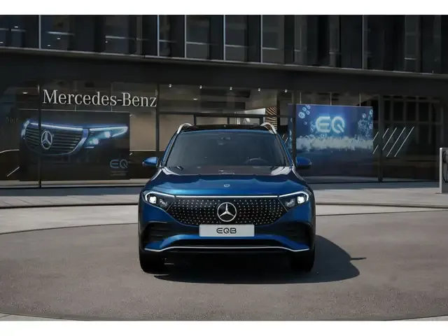 Mercedes-Benz EQB 300
