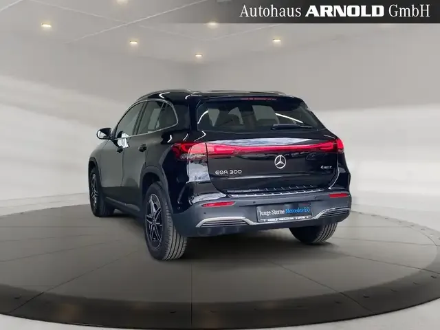 Mercedes-Benz EQA 300