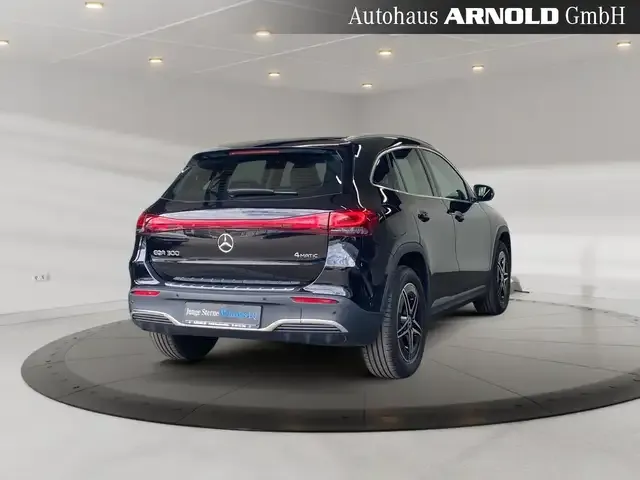 Mercedes-Benz EQA 300