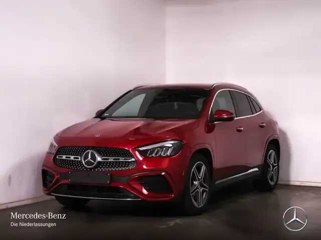 Mercedes-Benz GLA 200
