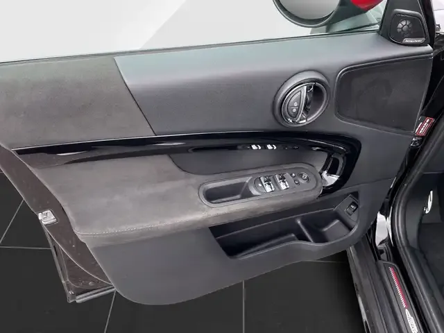 MINI John Cooper Works Countryman