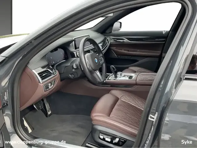 BMW 730