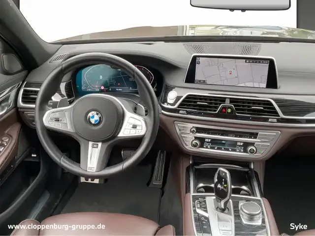 BMW 730