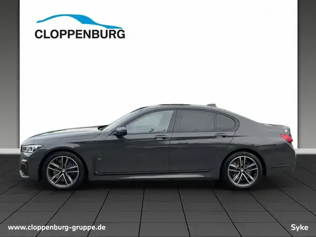 BMW 730