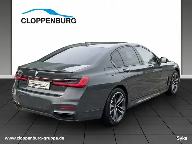 BMW 730