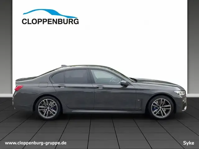 BMW 730