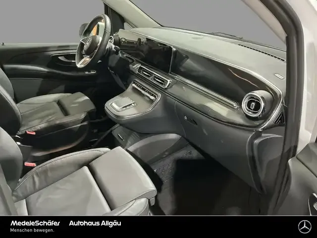 Mercedes-Benz EQV 300