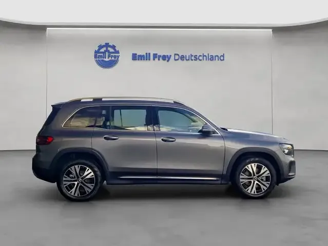 Mercedes-Benz GLB 200