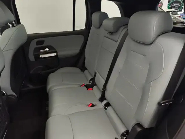 Mercedes-Benz GLB 250