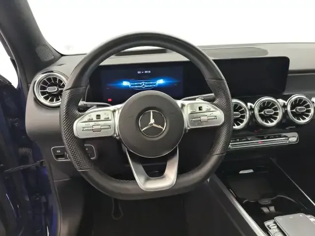 Mercedes-Benz GLB 250
