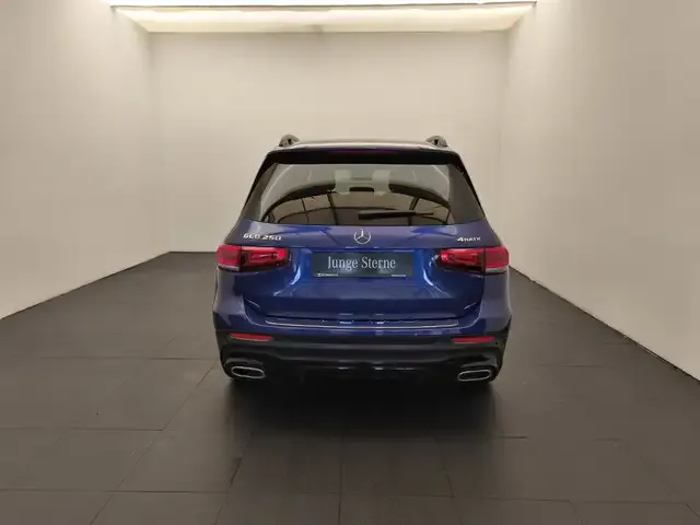 Mercedes-Benz GLB 250