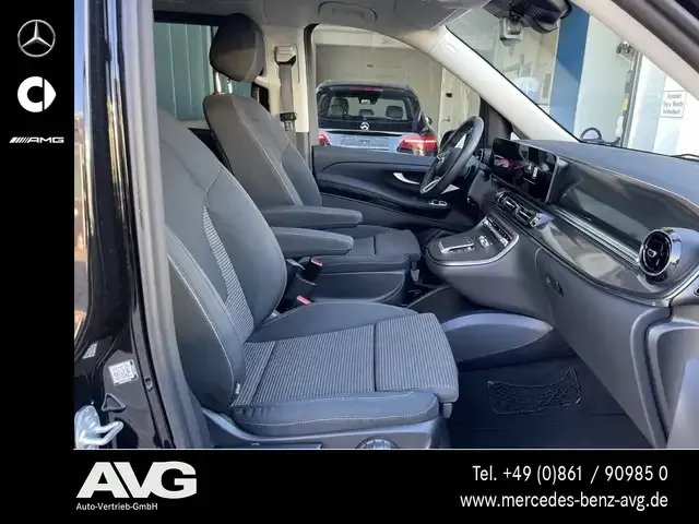 Mercedes-Benz EQV 300