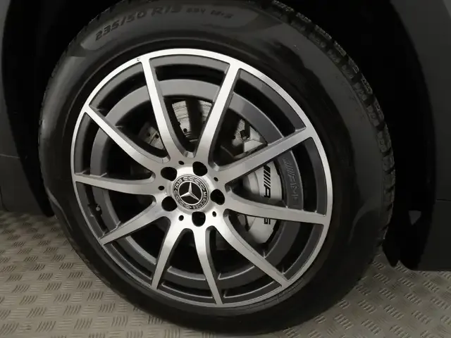 Mercedes-Benz GLB 35 AMG