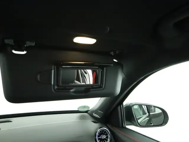 Mercedes-Benz GLB 35 AMG