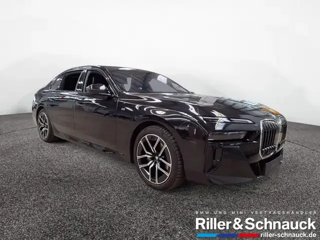 BMW 740