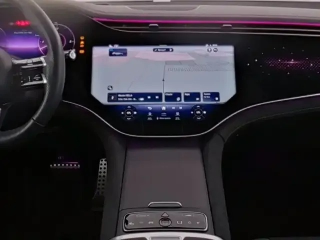 Mercedes-Benz EQE SUV