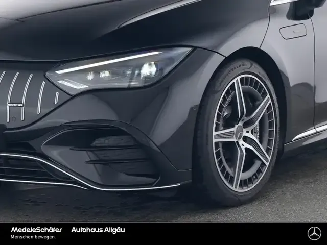 Mercedes-Benz EQE 43