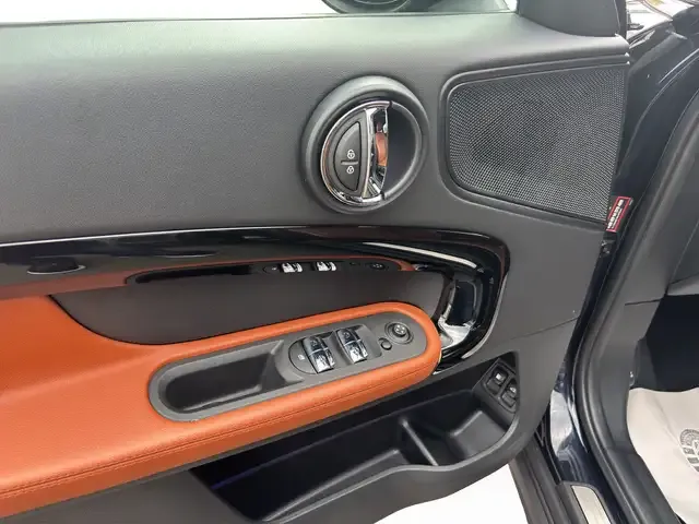 MINI Cooper SE Countryman