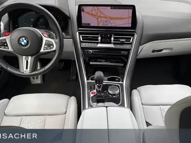 BMW M8