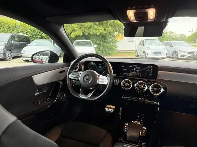 Mercedes-Benz CLA 250