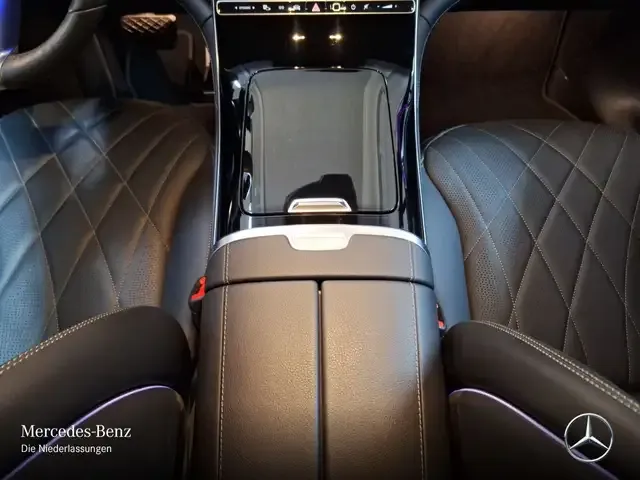 Mercedes-Benz EQE 350