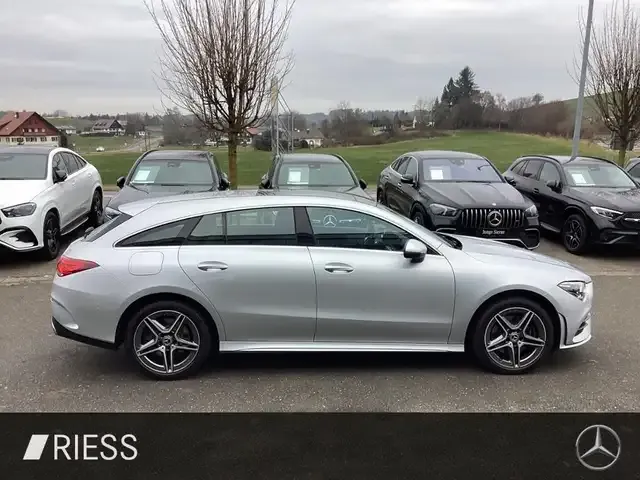Mercedes-Benz CLA 250