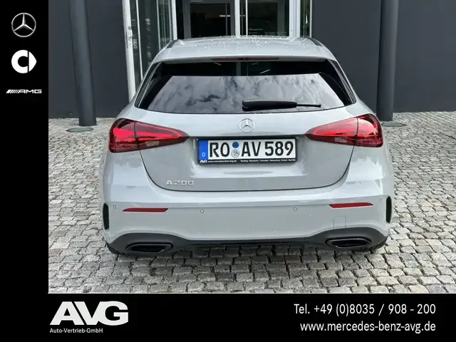 Mercedes-Benz A 200